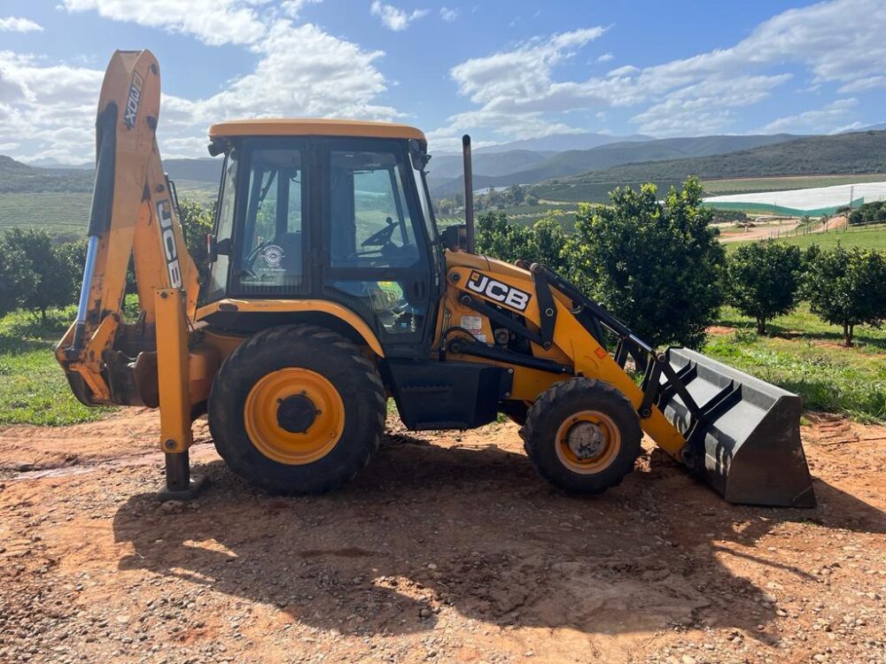 JCB 2