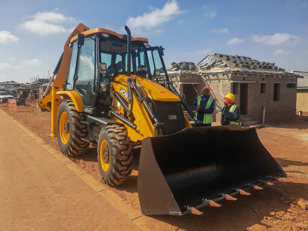 JCB 3